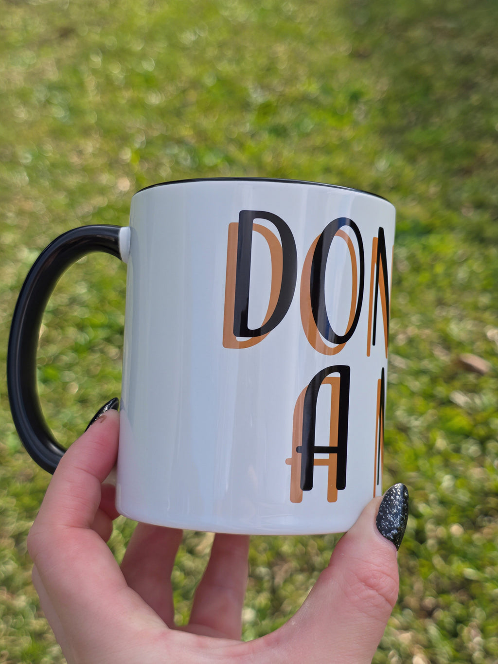 Don't be a MUG x Mug